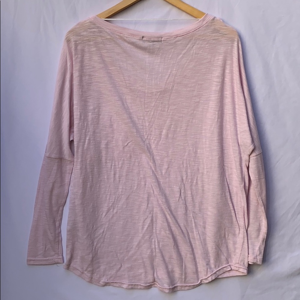 Lightweight Tee - Picture 7 of 9